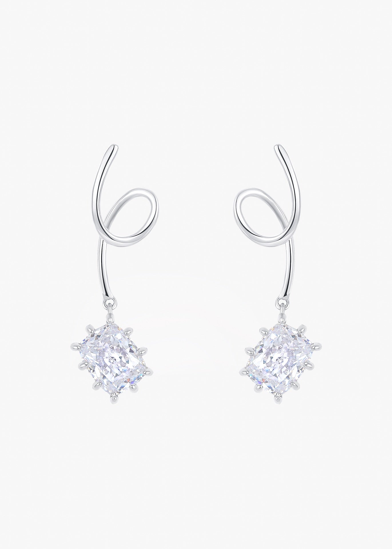 Stellar Trace Earrings