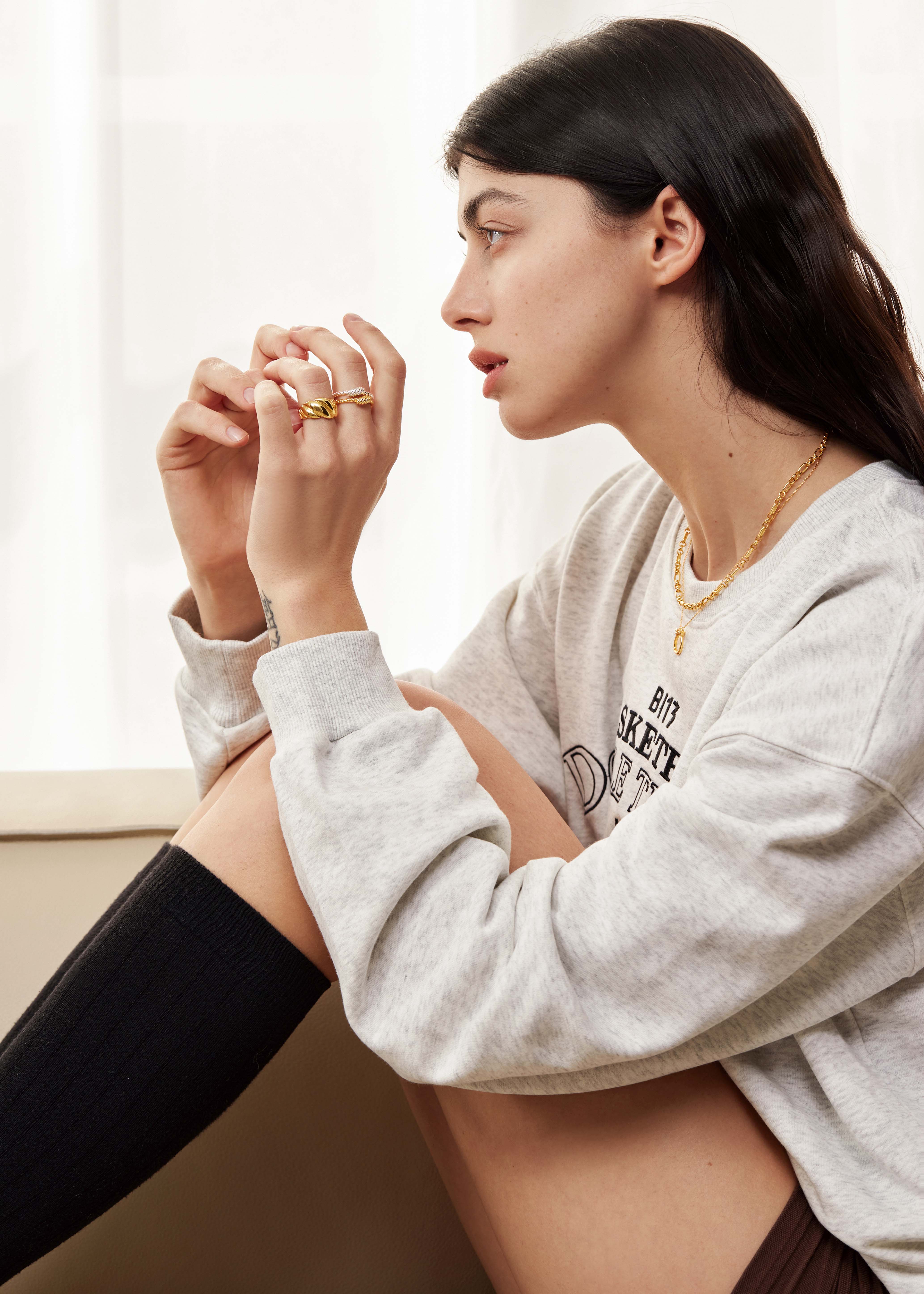 The Unbreakable Knot Ring