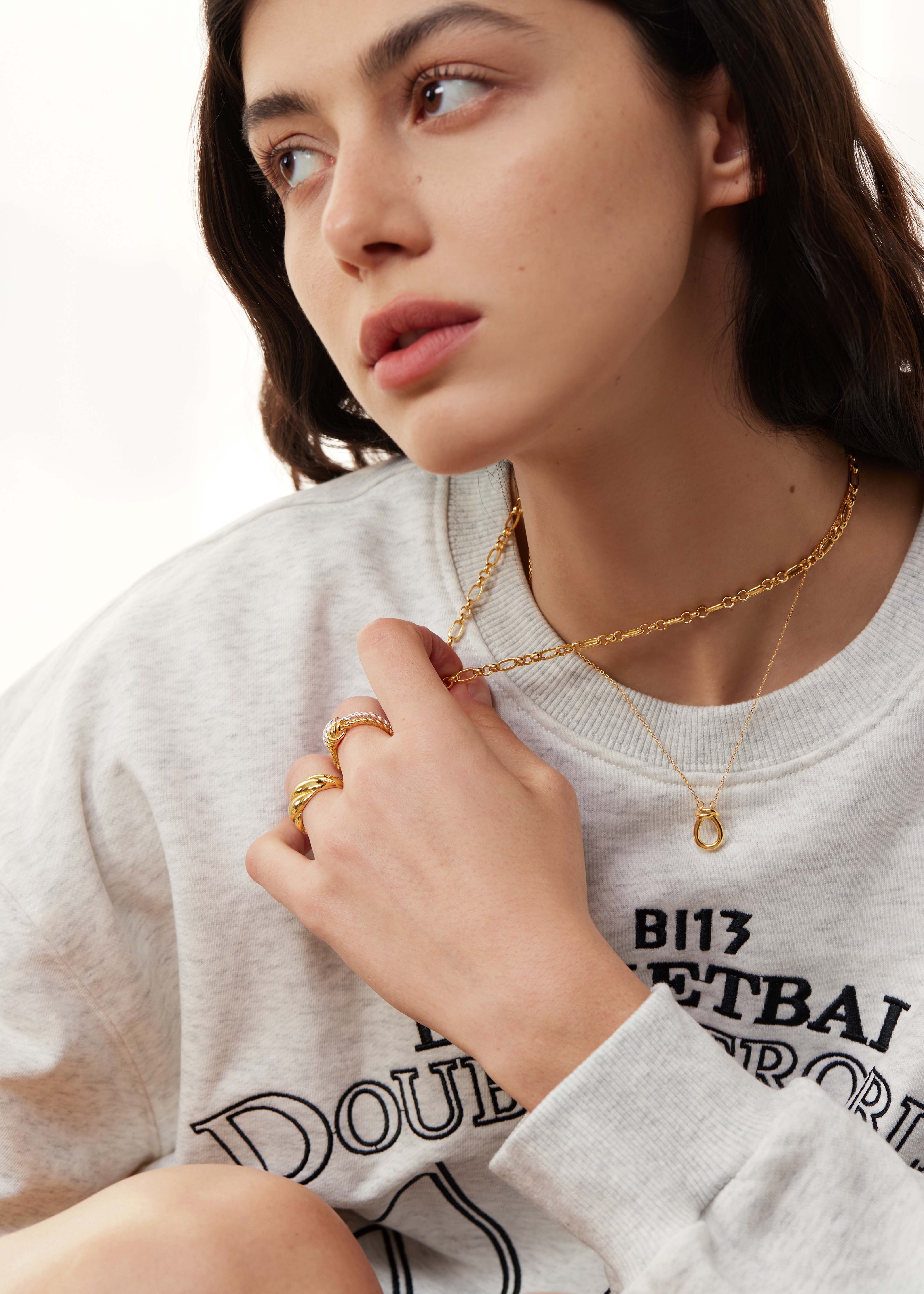 The Unbreakable Knot Ring